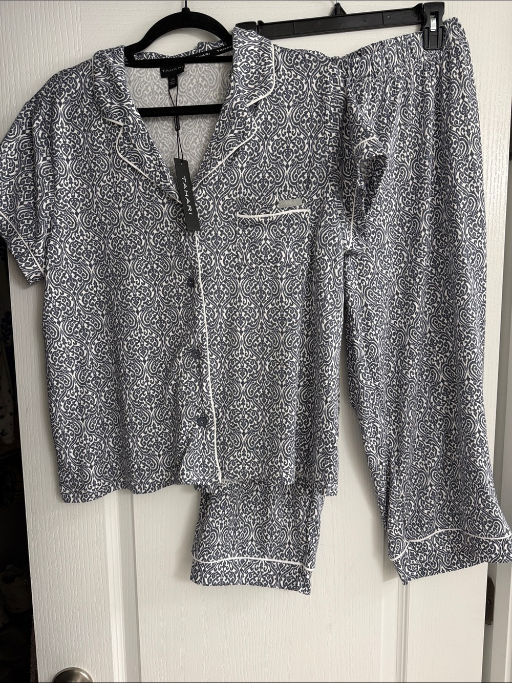 Tahari Pajama Set - Navy Patterned Short Sleeve Top & Capri Pants NWT